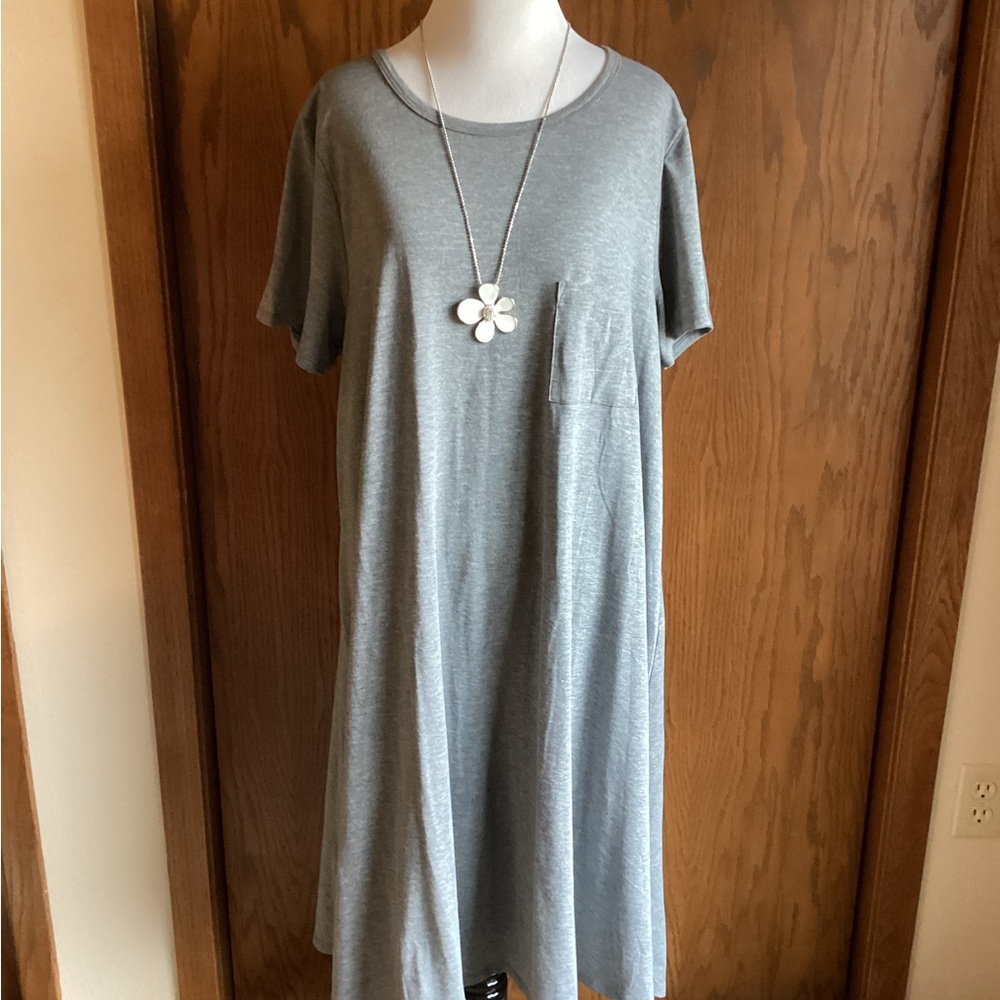 COPY - LuLaRoe Carly Short-Sleeved Dress